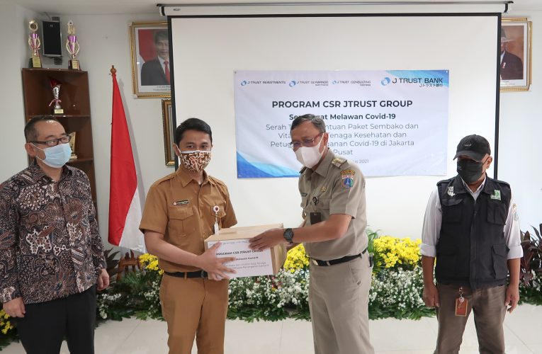 J Trust Group Salurkan Bantuan untuk Nakes dan Petugas Pemakaman