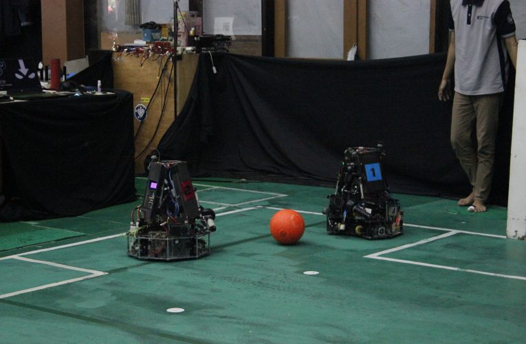 IKut Kontes Robot Indonesia, Robot Mobo Evo UNY Raih Juara Pertama  