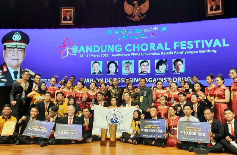 Pada Ajang Bandung Choral Festival 2022, PSM Swara Wadhana UNY Sabet Predikat Grand Prix