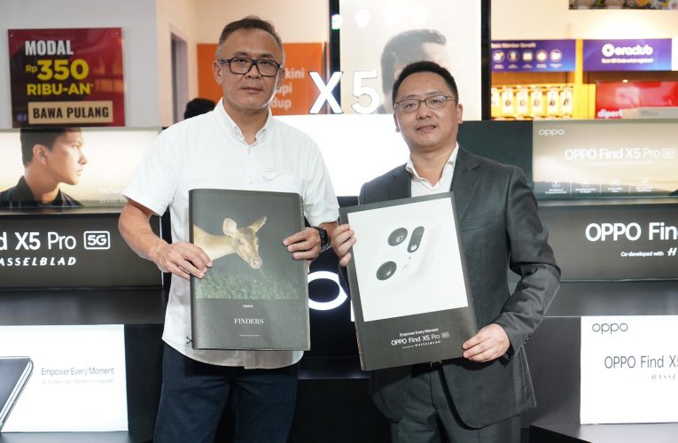 Hari Pertama Penjualan, Petinggi OPPO Indonesia Layani Antusiasme Masyarakat Penjualan OPPO Find X5 Pro 5G