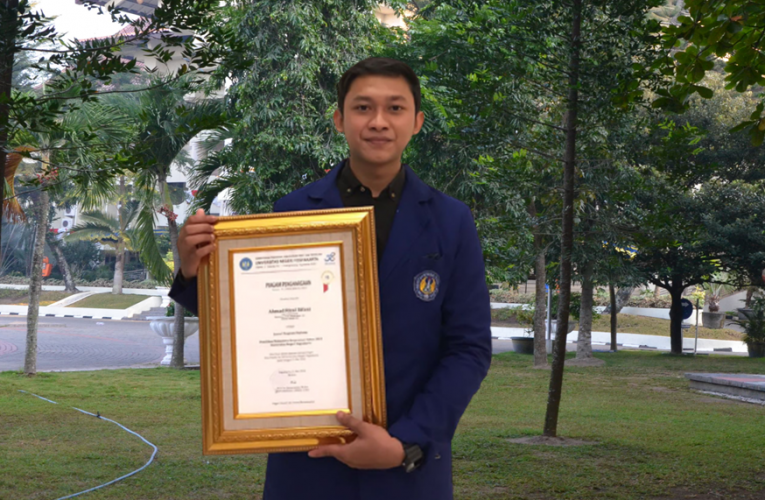 Meski Anak Buruh, Tidak Menghalangi untuk Jadi Mahasiswa Berprestasi UNY