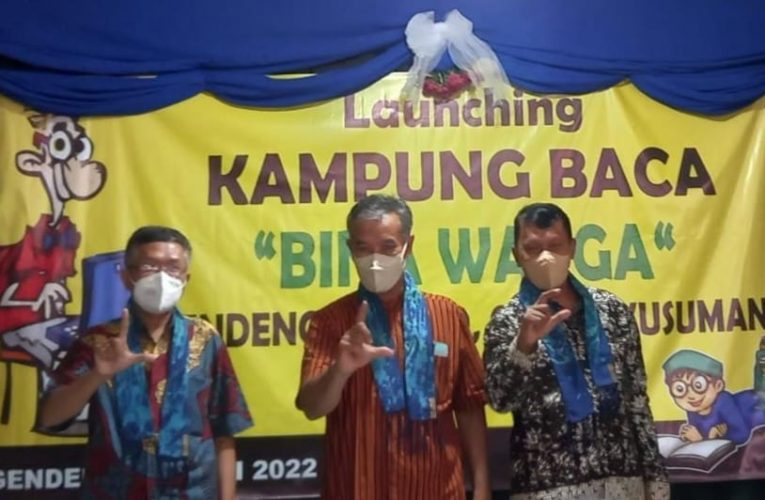 Warga Kampung Gendeng Baciro Yogyakarta Luncurkan Kampung Baca ‘Bina Warga’  