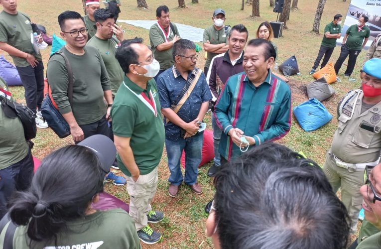 Bank Mandiri Taspen Serahkan CSR kepada Pemkab Tapanuli Utara untuk Renovasi Fasilitas UMKM