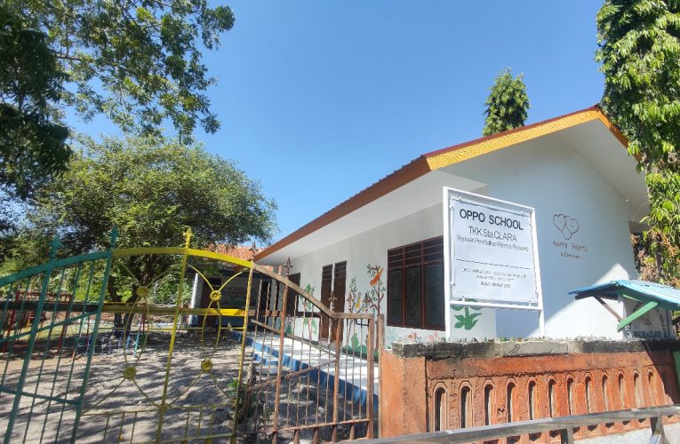 OPPO Indonesia Bantu Selesaikan Pembangunan Tiga Sekolah di Nusa Tenggara Timur 