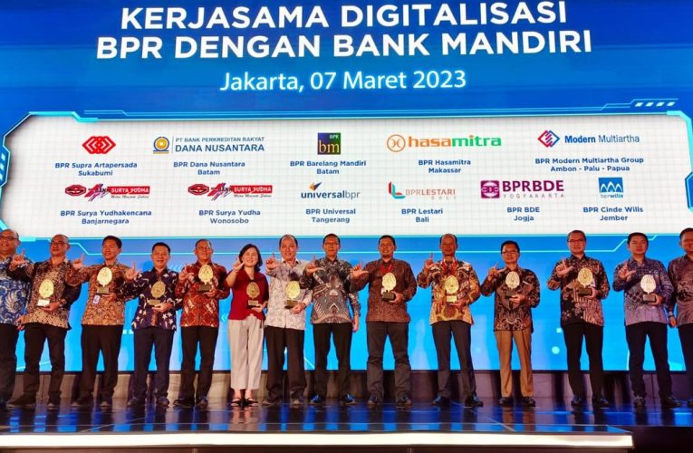 Terobosan Baru, Bank Mandiri Gandeng 11 BPR di Tanah Air