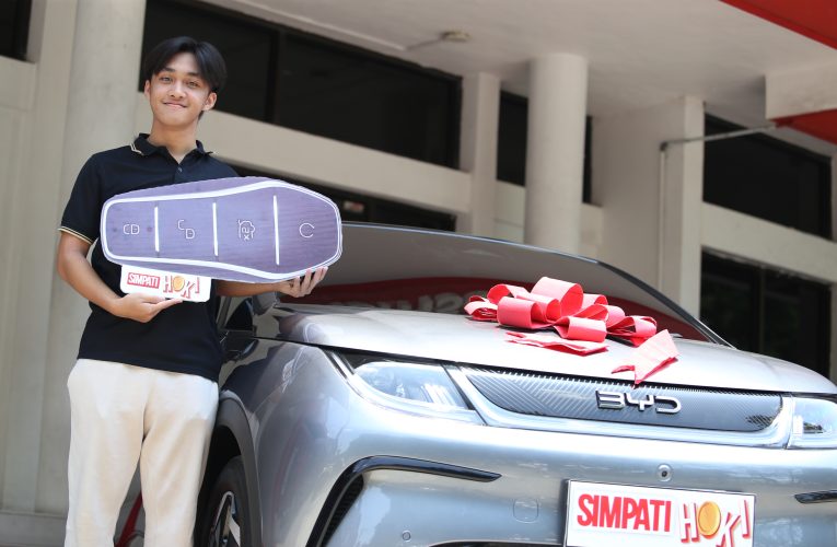 Ikuti Program SIMPATI HOKI 2025, Akhirnya Warga Solo Menangkan Mobil Listrik