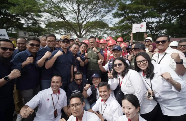 TelkomGroup Bareng BUMN dan Danantara Terjunkan Relawan dan Kirim Bantuan Kemanusiaan di Masa Pemulihan