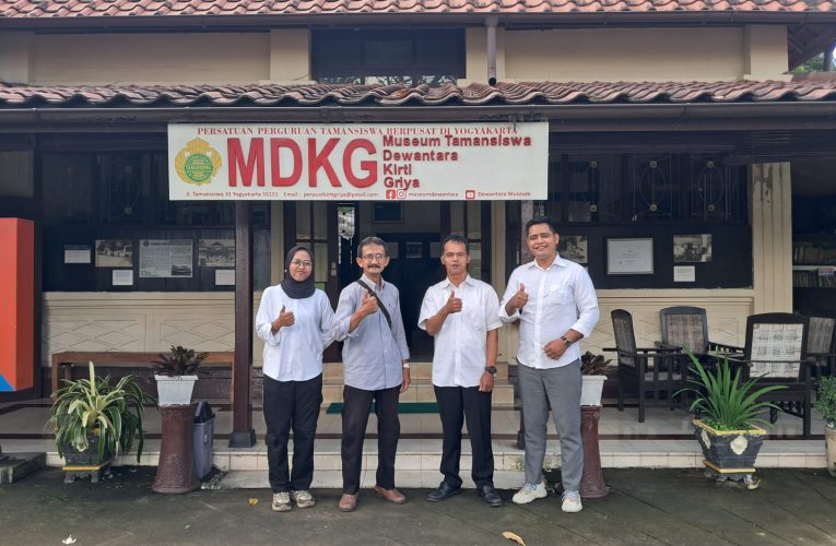 Menyaksikan Koleksi Kebangsaan di Museum Ki Hadjar Dewantara