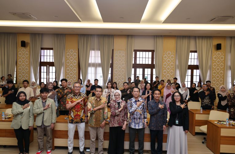 LPS Berikan Bantuan Kepada Mahasiswa UGM Terdampak Bencana Banjir Sumatera